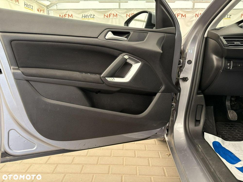 Peugeot 308 - 11