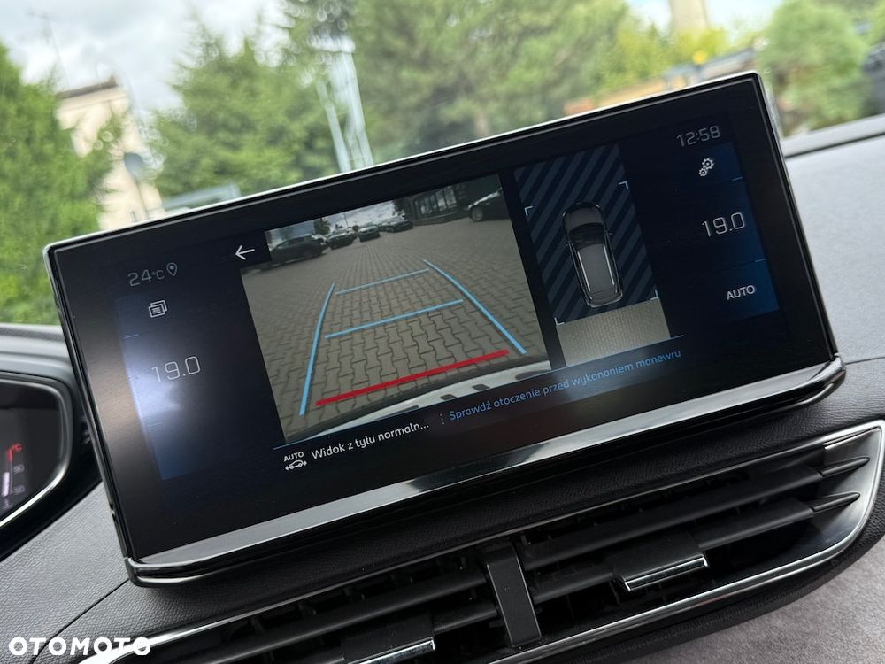 Peugeot 3008 1.5 BlueHDi Allure S&S - 24