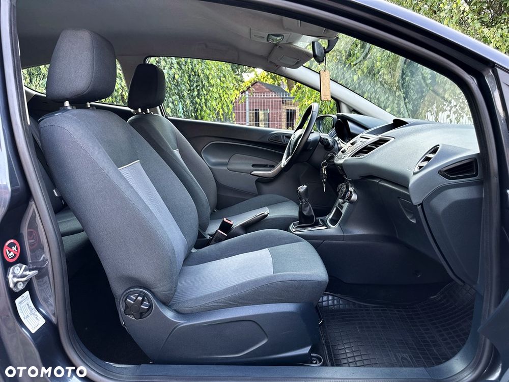 Ford Fiesta 1.6 TDCi DPF Gold X - 32