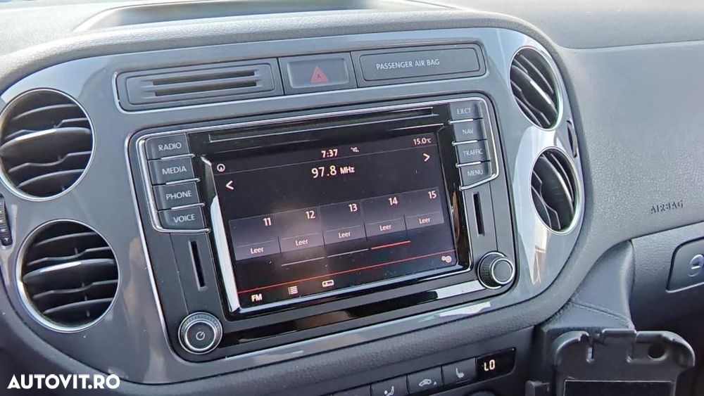 Volkswagen Tiguan - 16