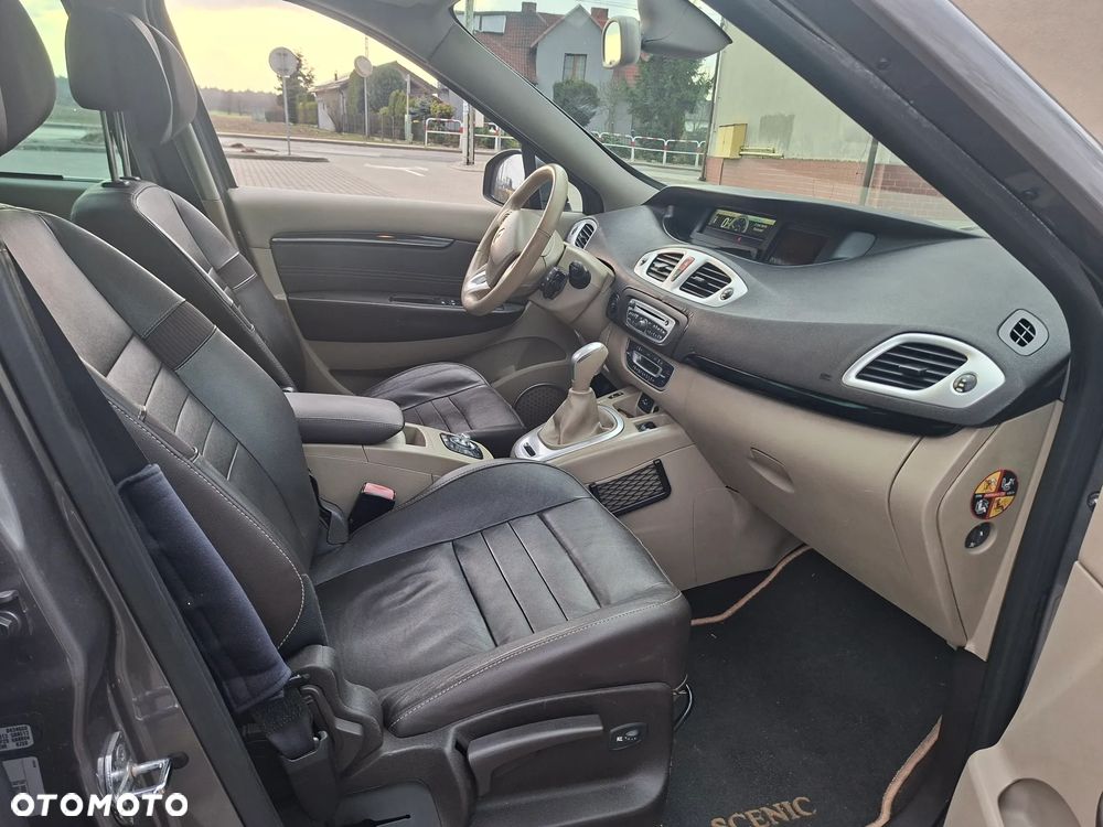 Renault Scenic - 2