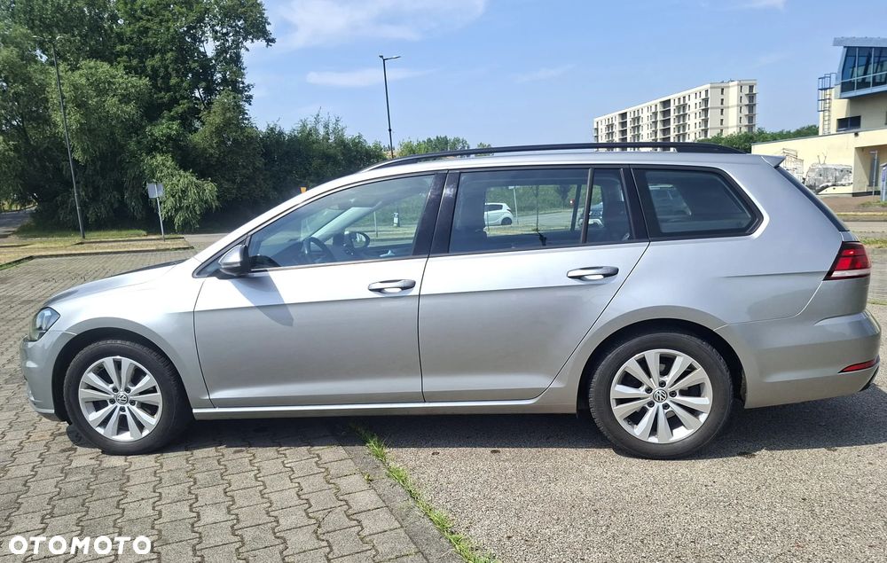 Volkswagen Golf 1.6 TDI BMT Comfortline - 8