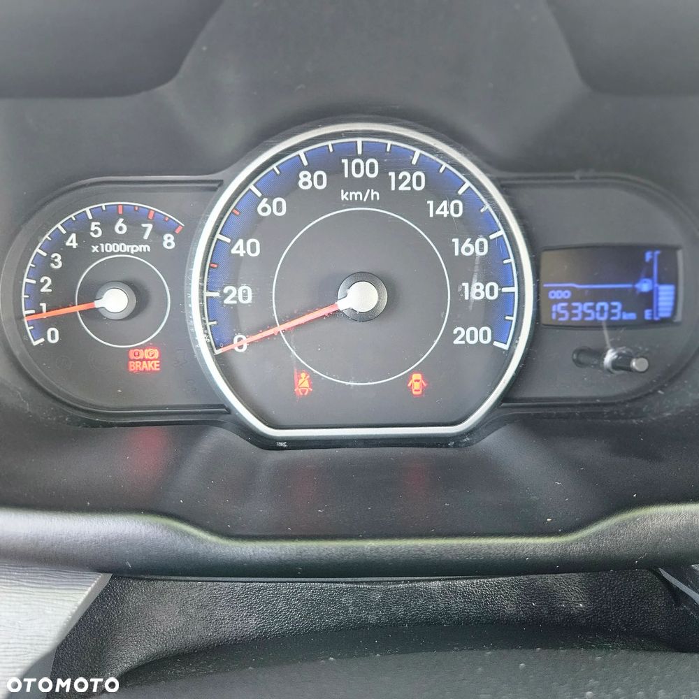 Hyundai i10 1.1 FIFA WM Edition - 24