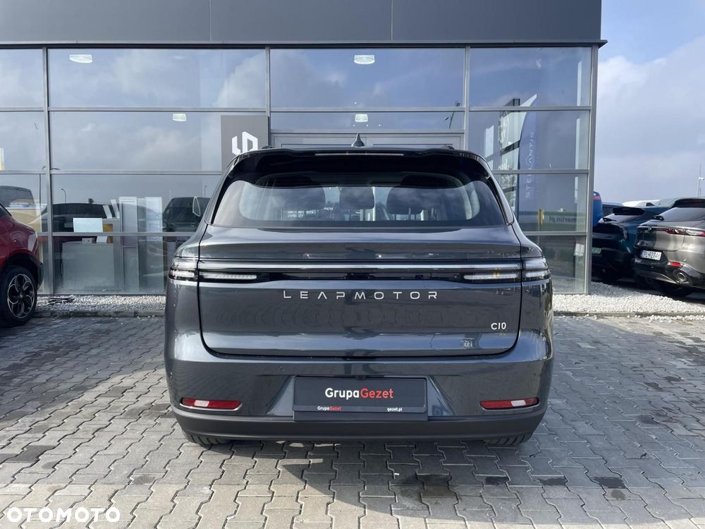 Leapmotor C10 - 7