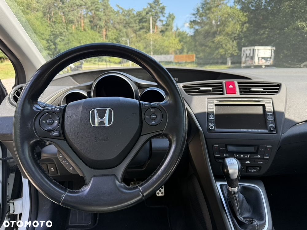 Honda Civic 1.8 Executive NAVI - 10