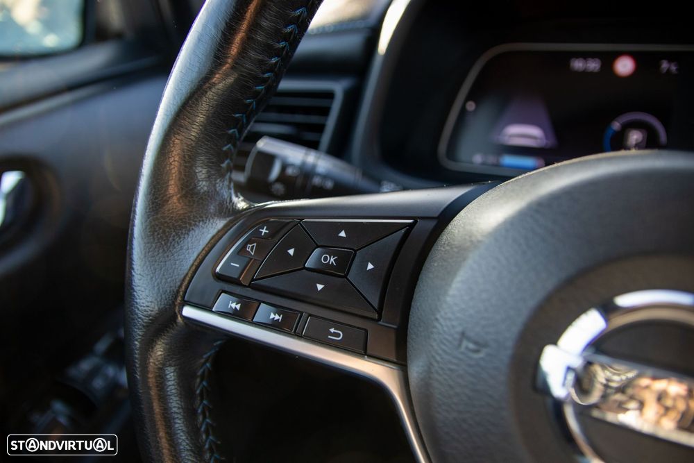 Nissan Leaf N-Connecta - 18