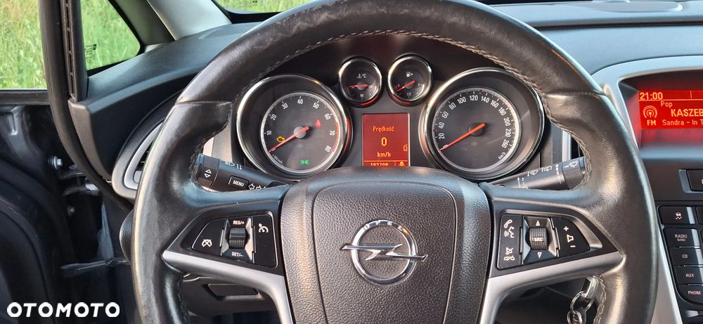 Opel Astra 1.4 T Cosmo S&S - 28