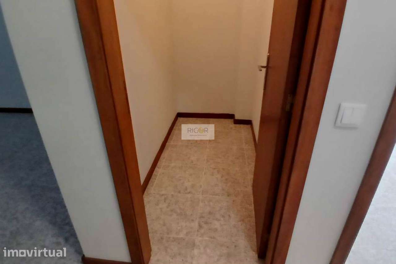 Apartamento T2 com 2 terraços e garagem em Macieira da Maia - Grande imagem: 5/19