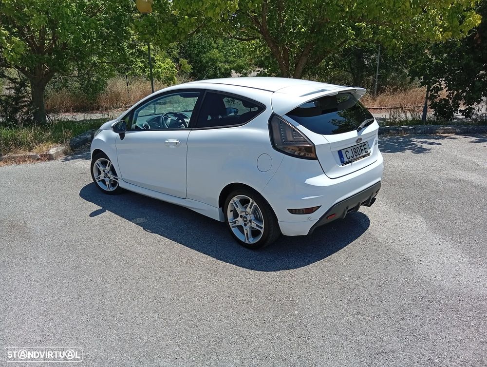 Ford Fiesta 1.6 Ti-VCT Sport - 3