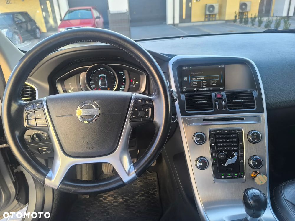 Volvo XC 60 DRIVe Summum - 8