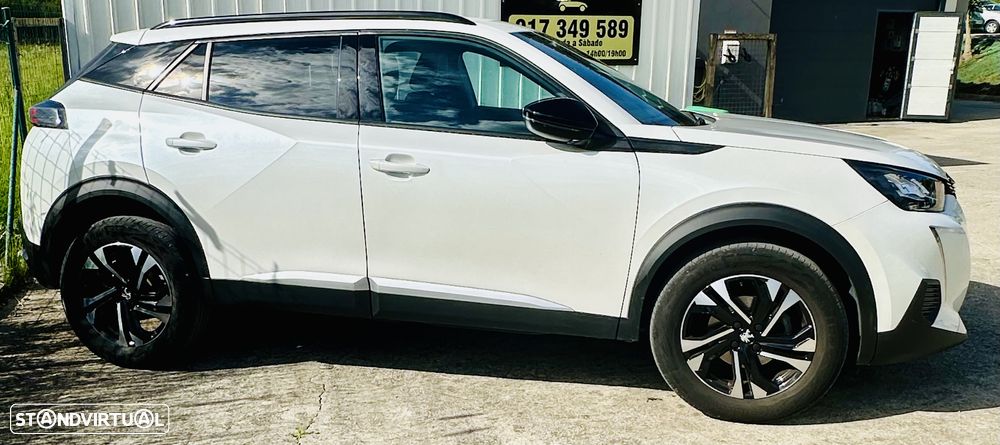 Peugeot 2008 1.2 PureTech Allure - 3