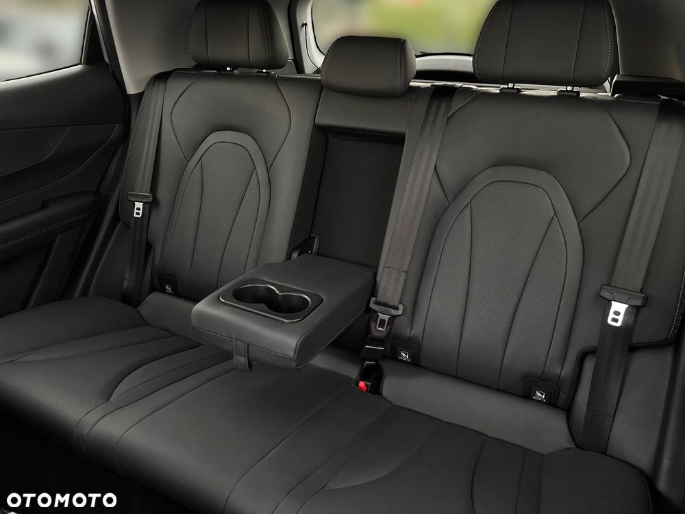 Chery Tiggo 4 1.5 GDI HEV Premium DHT - 16