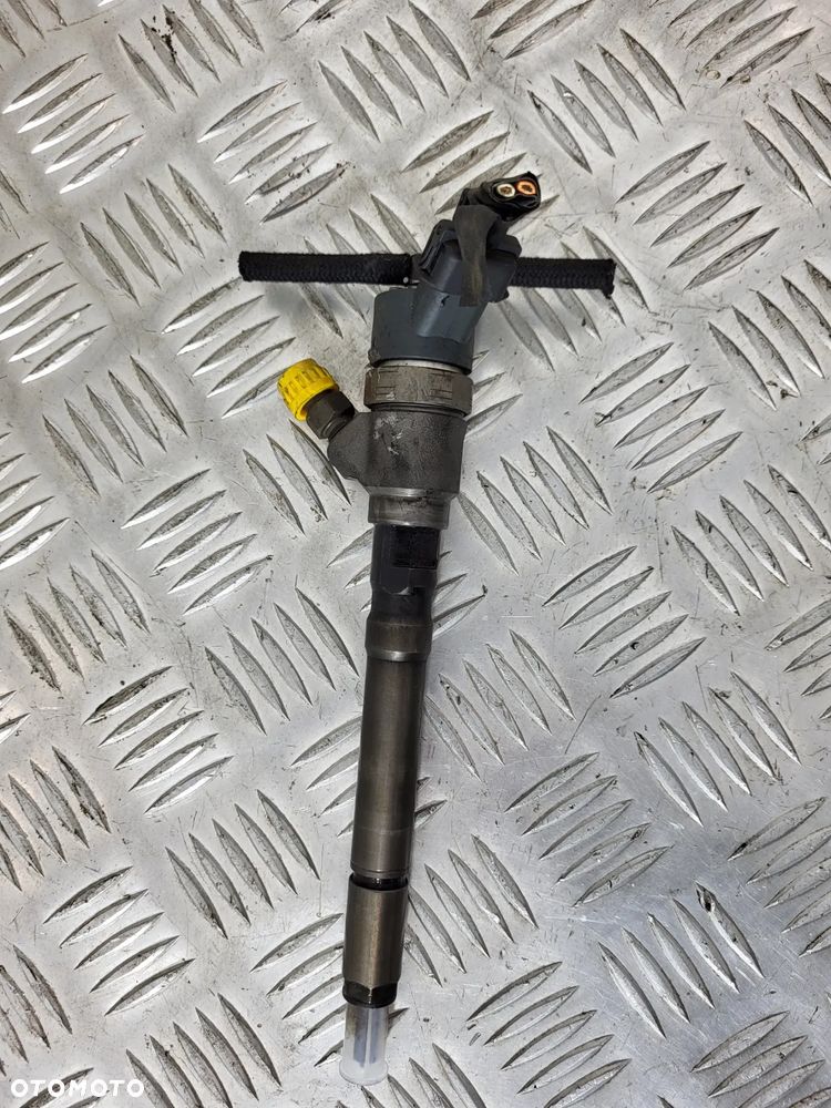 Hyundai Santa Fe I 2.0 CRDI Wtryskiwacz Paliwa - 2