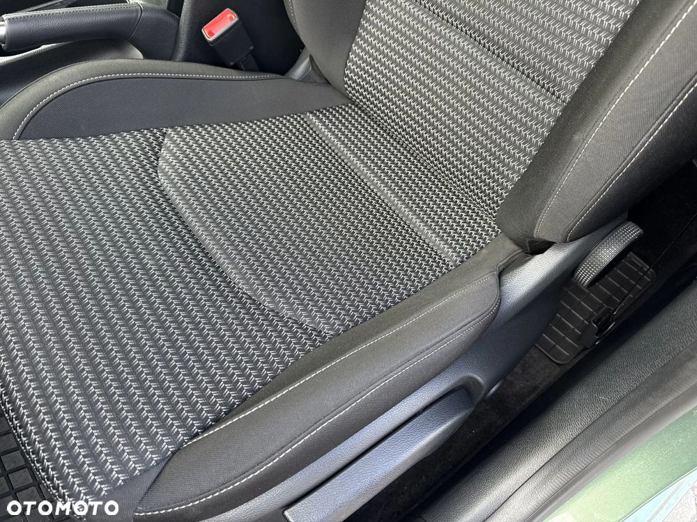 Kia Ceed 1.5 T-GDI M - 12