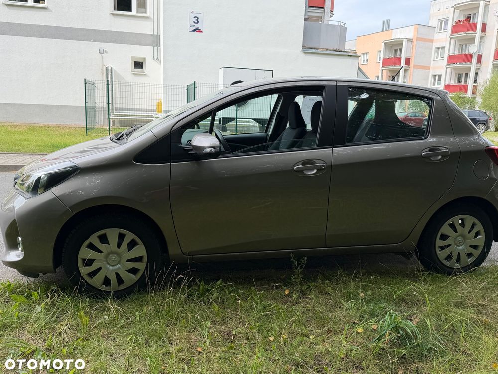 Toyota Yaris 1.33 Selection Pure - 4