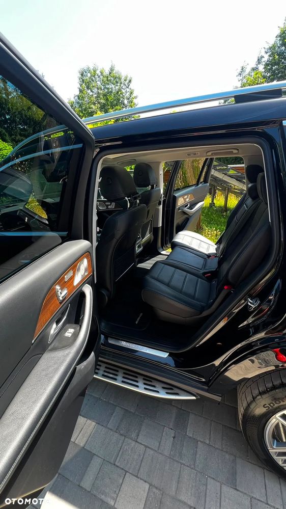 Mercedes-Benz GLS - 14