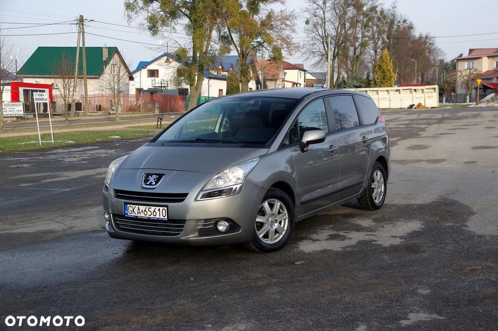 Peugeot 5008 - 1