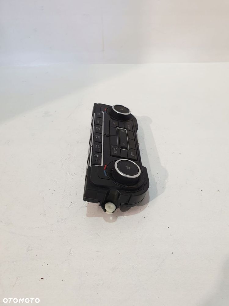 panel klimatyzacji nawiewu 5k0907044dg vw passat b7 2.0tdi 11r - 5