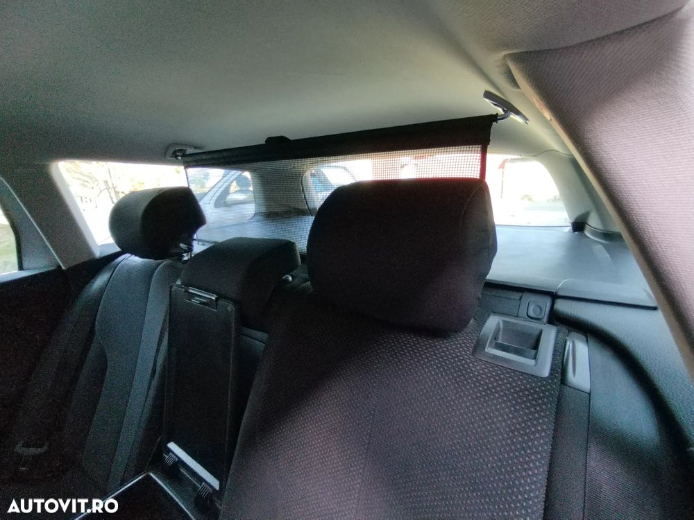 Volkswagen Passat 2.0 TDI Comfortline DPF - 22