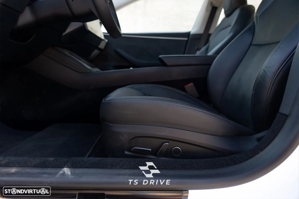 Tesla Model 3 Long Range Tração Integral - 17