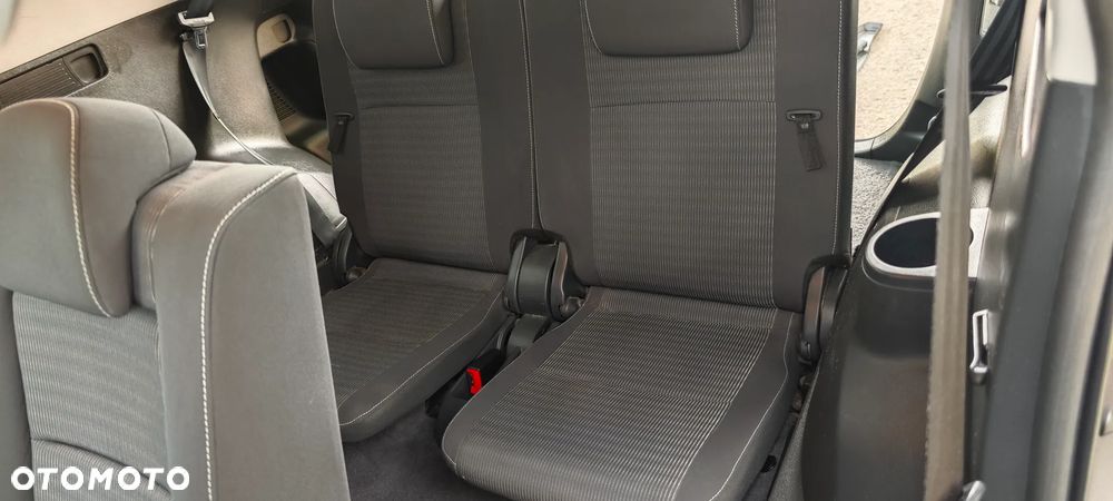 Toyota Verso 1.8 7-Sitzer Executive - 39