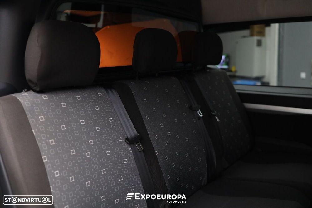 Peugeot Expert 1.5 hdi 6 lugares - 22