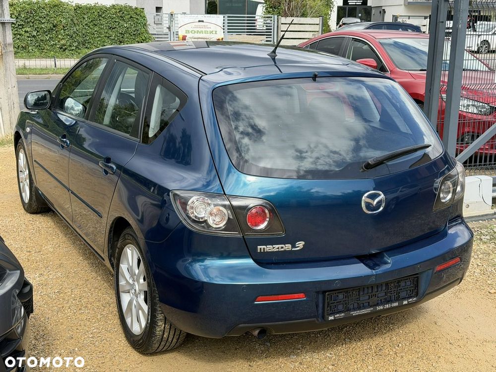 Mazda 3 - 10