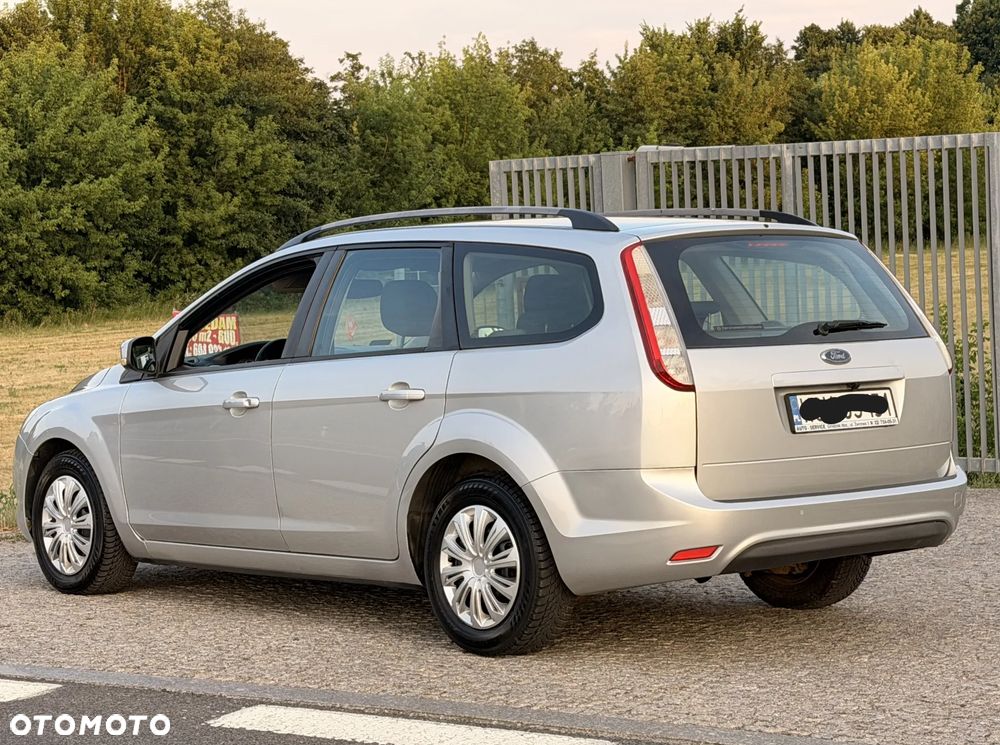 Ford Focus 1.6 Trend - 4