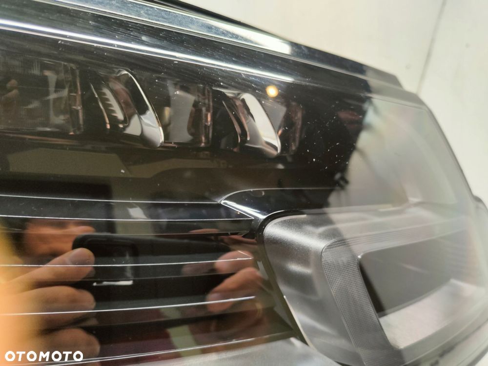 range rover l405 lift vogue high laser lampa prawy przód jk5213w029mg - 3