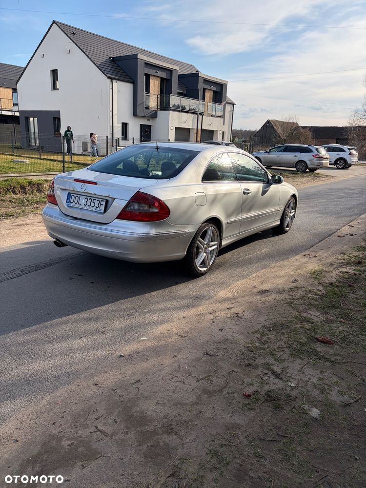 Mercedes-Benz CLK - 5