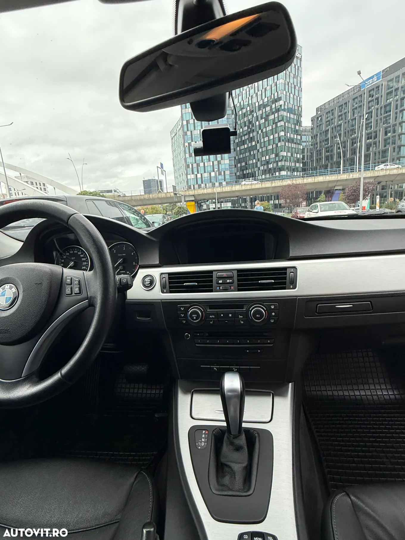 BMW Seria 3 - 24