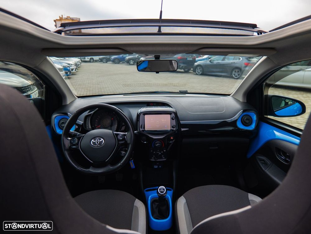 Toyota Aygo 1.0 X-Wave - 22