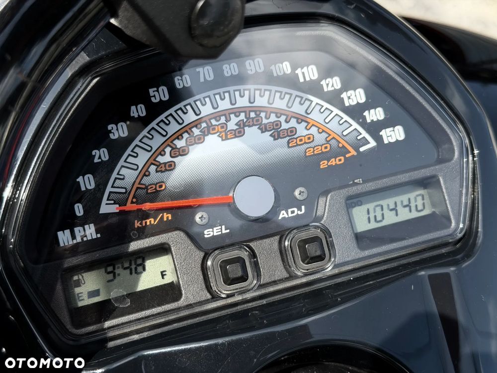 Suzuki Boulevard - 6