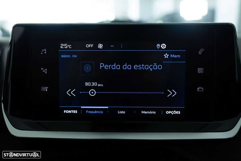 Peugeot 2008 1.2 PureTech Allure EAT8 - 13