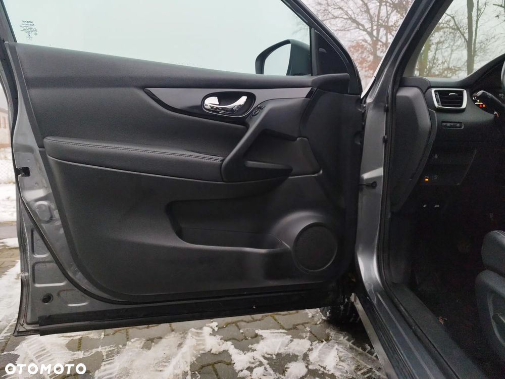 Nissan Qashqai 1.2 DIG-T Tekna EU6 - 33