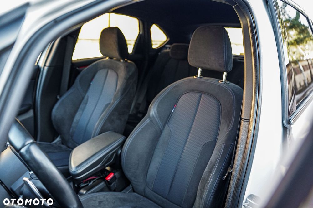 BMW Seria 2 218d M Sport - 24