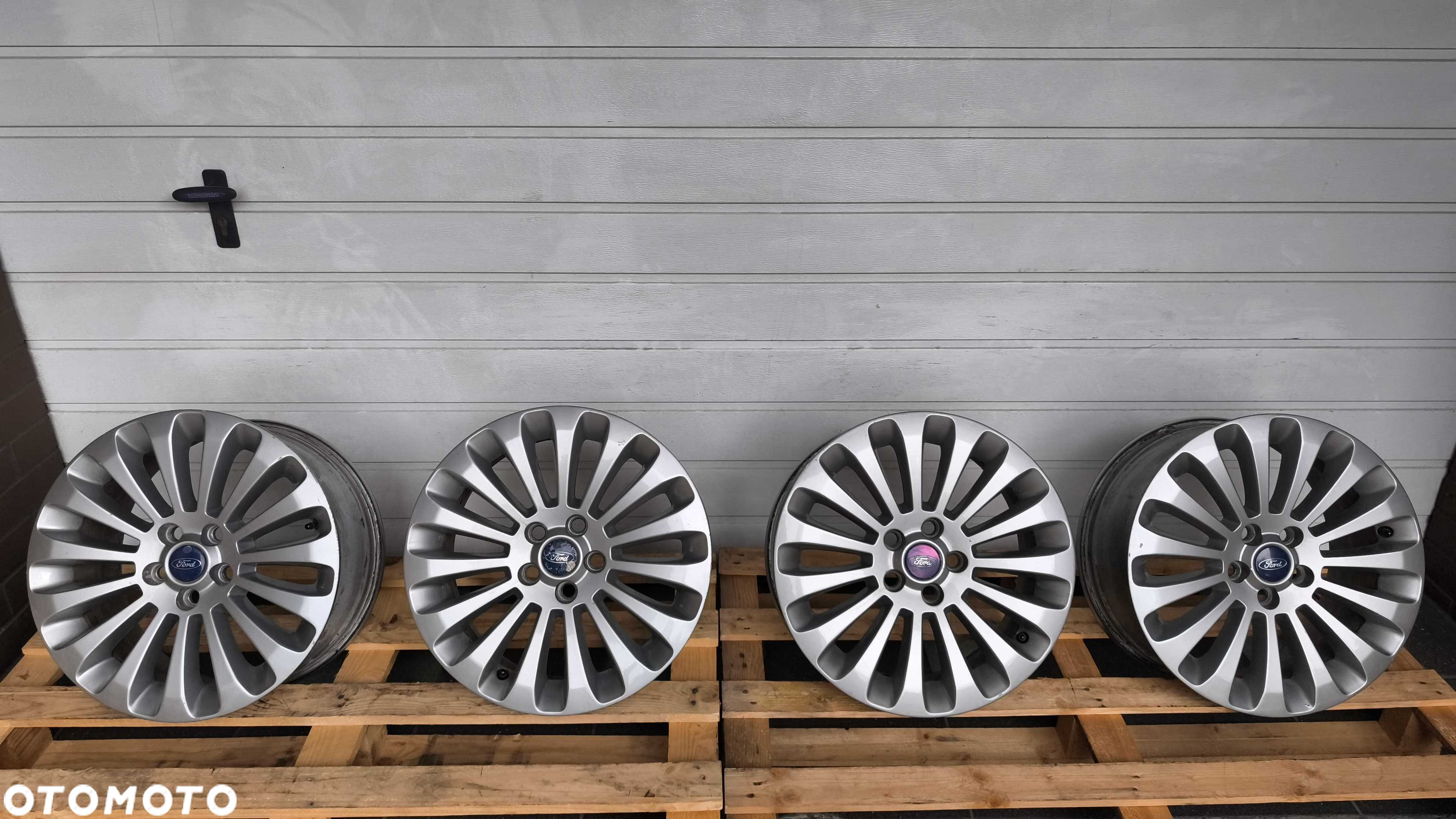 Felgi aluminiowe Ford Mondeo Focus S Max 17" 5x108 TPMS (OL655F) - 2