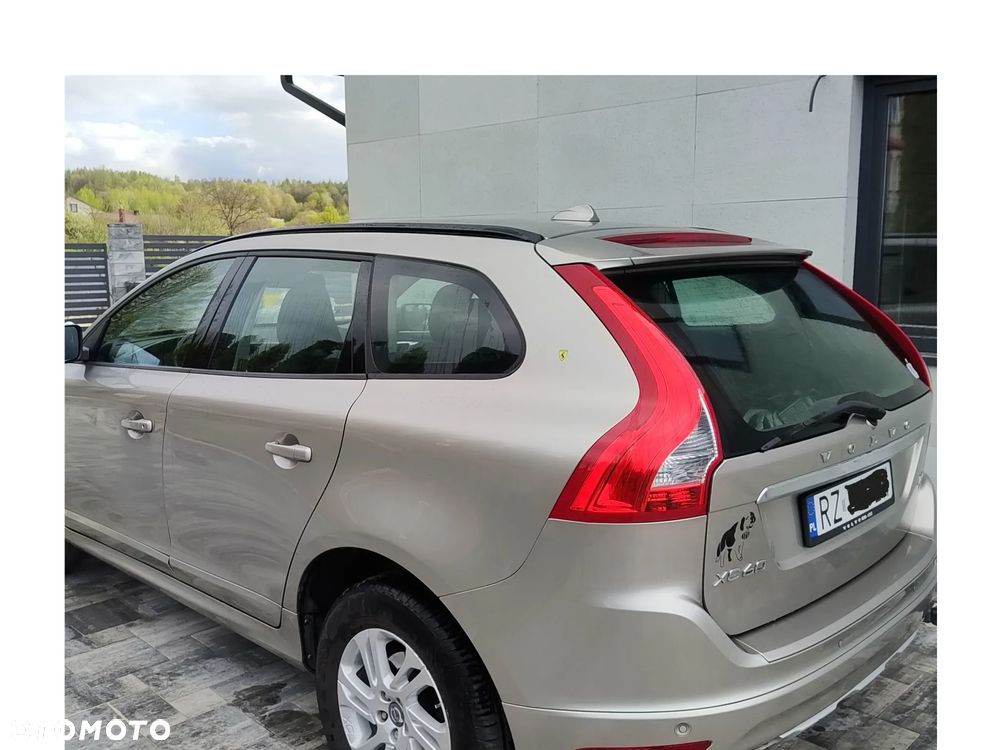 Volvo XC 60 D4 Drive-E Kinetic - 2