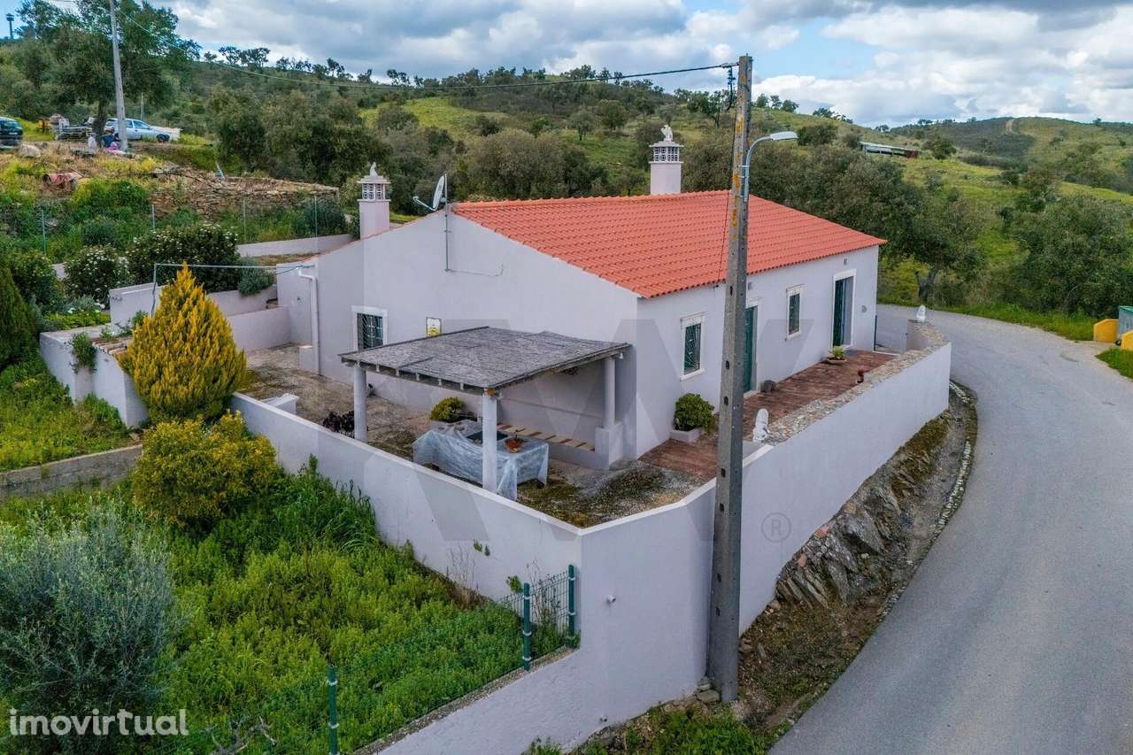 Moradia isolada T3 no Coração da Serra Algarvia* OFERTA ESCRITURA***O - Grande imagem: 2/46