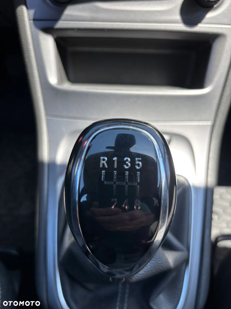 Opel Astra 1.2 T Edition S&S - 11