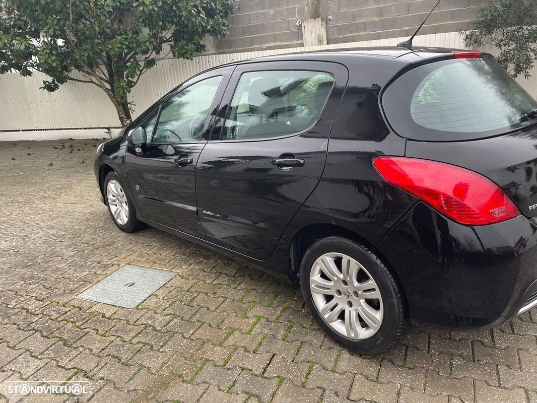 Peugeot 308 1.6 HDi Executive - 5