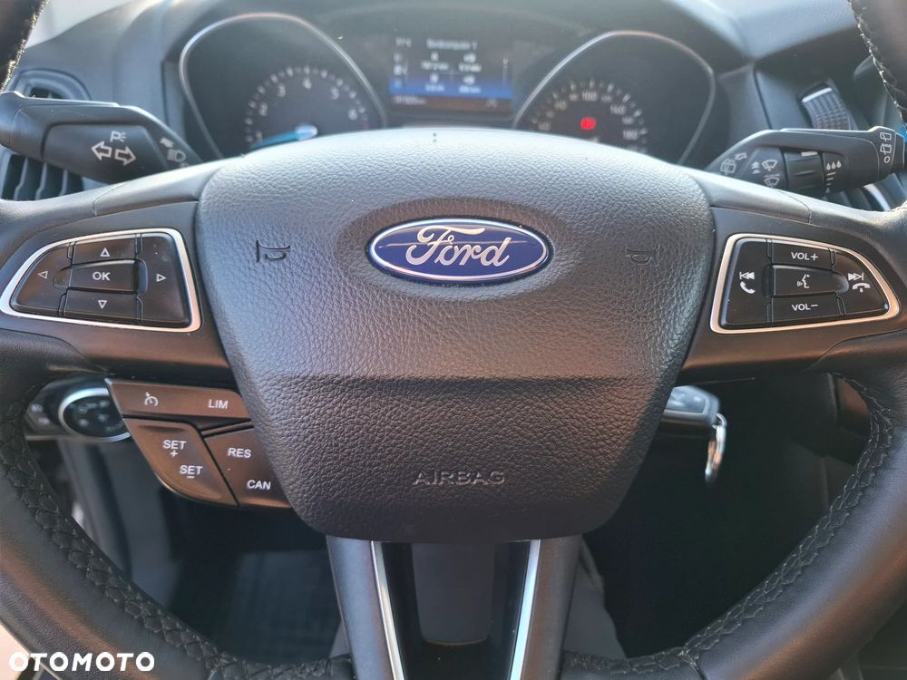 Ford Focus - 17