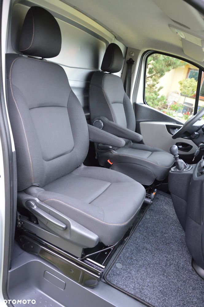 Renault Trafic - 26