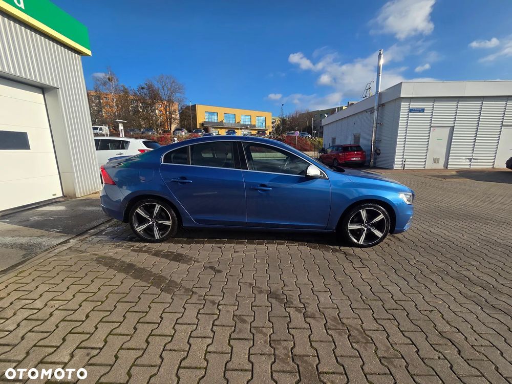 Volvo S60 D4 Drive-E R-Design Momentum - 5