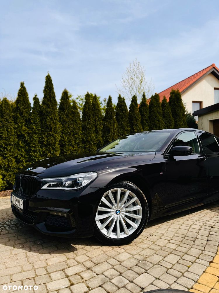 BMW Seria 7 750i xDrive - 4