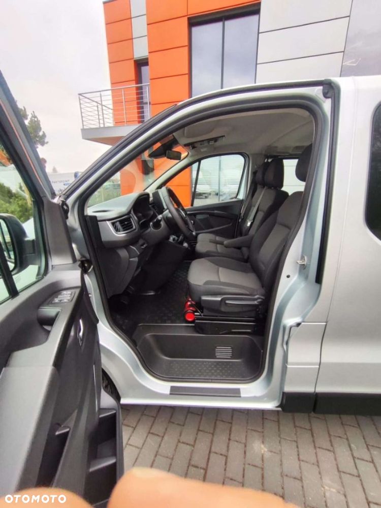 Renault Trafic - 23