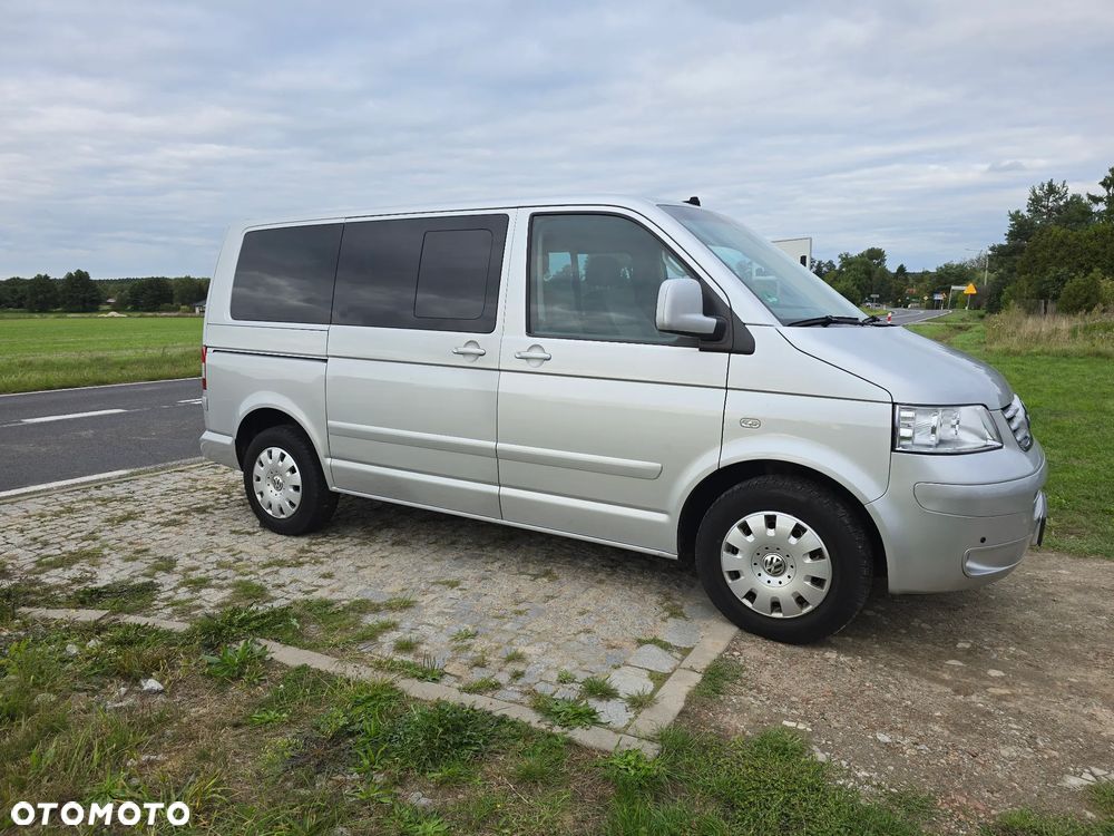 Volkswagen Multivan - 4