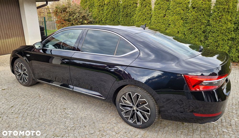 Skoda Superb 2.0 TSI 4x4 L&K DSG - 6
