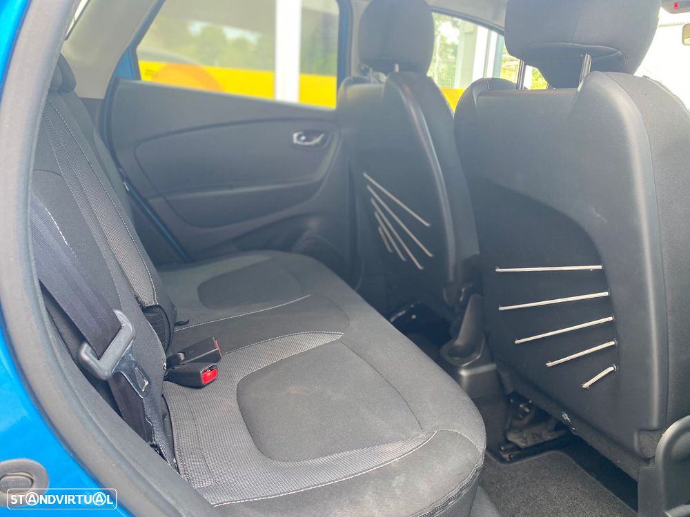 Renault Captur 1.5 dCi Exclusive EDC - 21