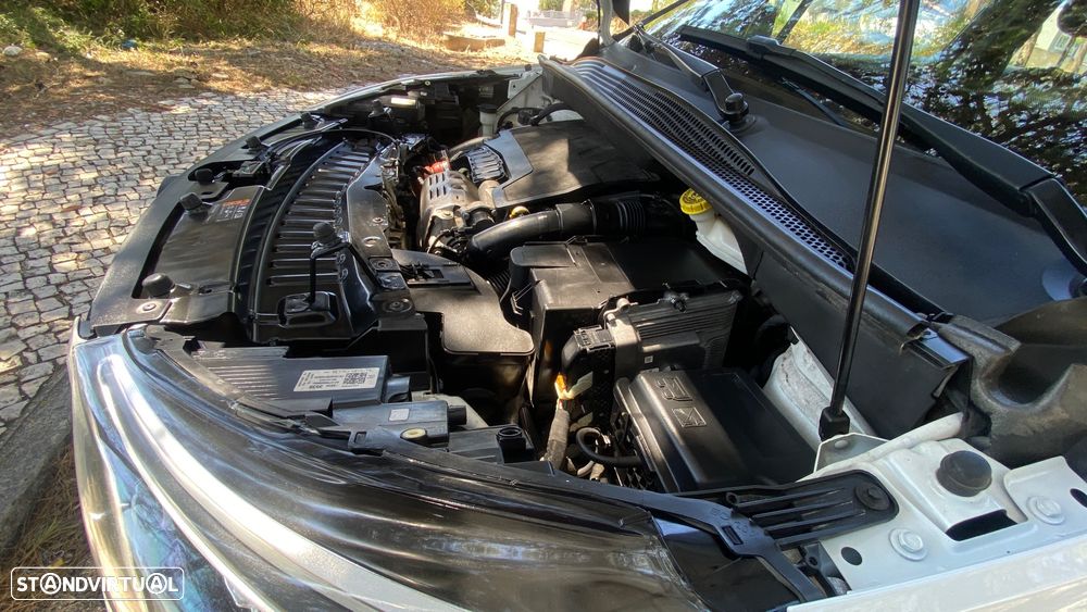 Opel Crossland X - 16